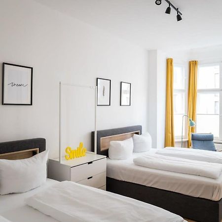 Apartment At Rosenthaler Platz Berlin Exterior foto
