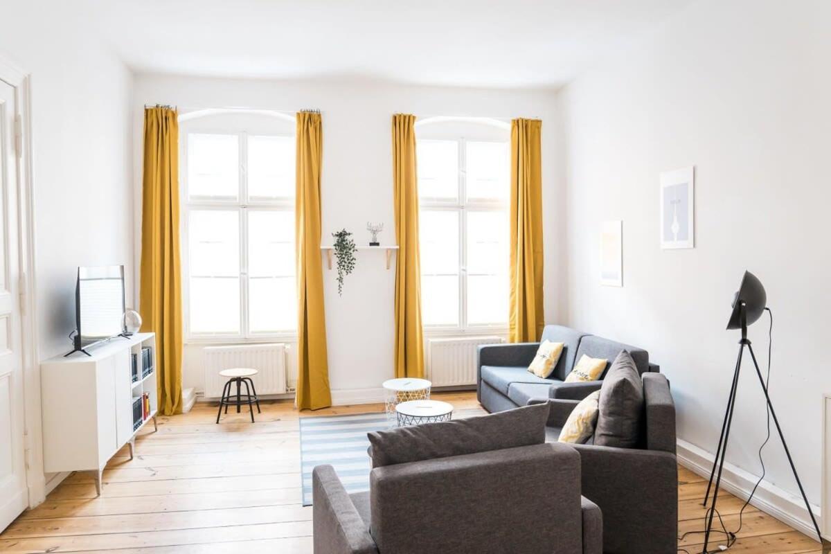 Apartment At Rosenthaler Platz Berlin Exterior foto